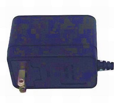 AC adapter (MODEL: SCP48-100850) Famicom